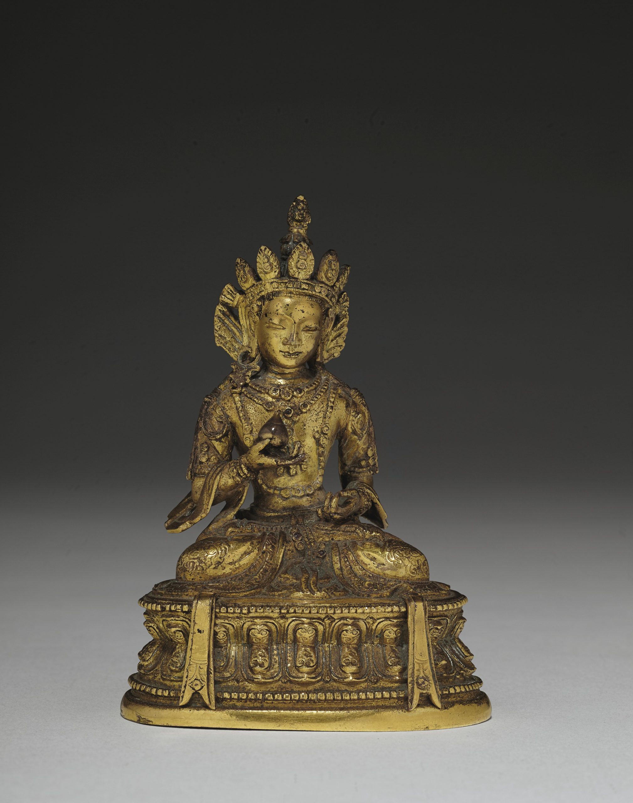 Important Chinese Ceramics and Works of Art/AuctionDaily