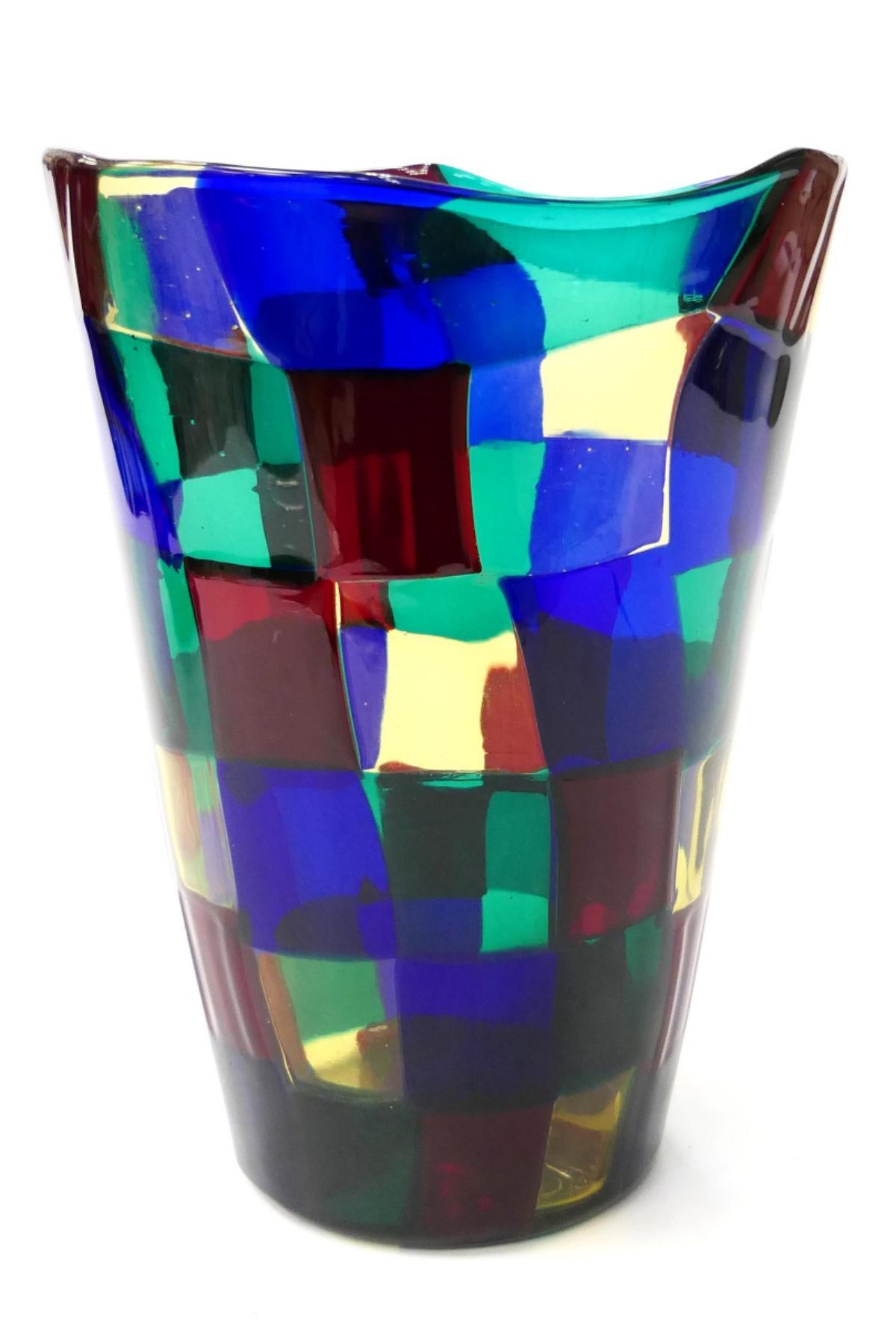 FULVIO BIANCONE PEZZATO CHECKERED GLASS VASE/Auction