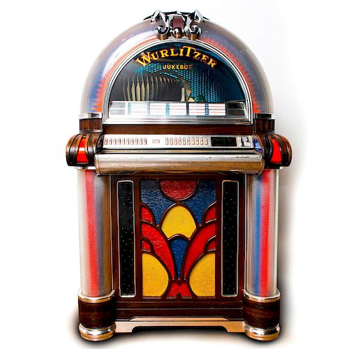 WURLITZER JUKEBOX, MODEL 1050