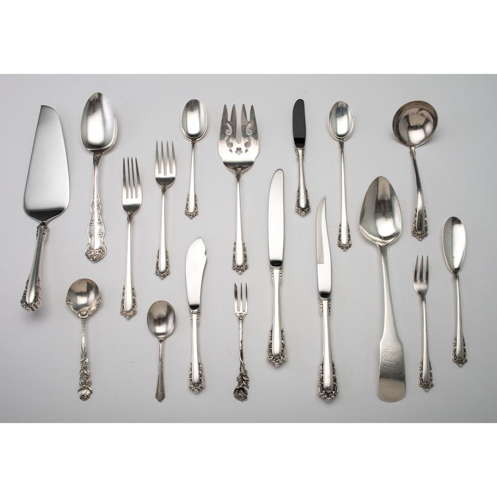 Lunt Sterling Flatware Service, Carillon, Plus