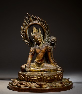 A GILT COPPER FIGURE OF AVALOKITESHVARA, NEPAL, 9TH/10TH CENTURY