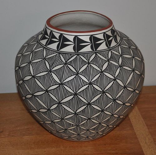 Large Acoma Vase Signed KL