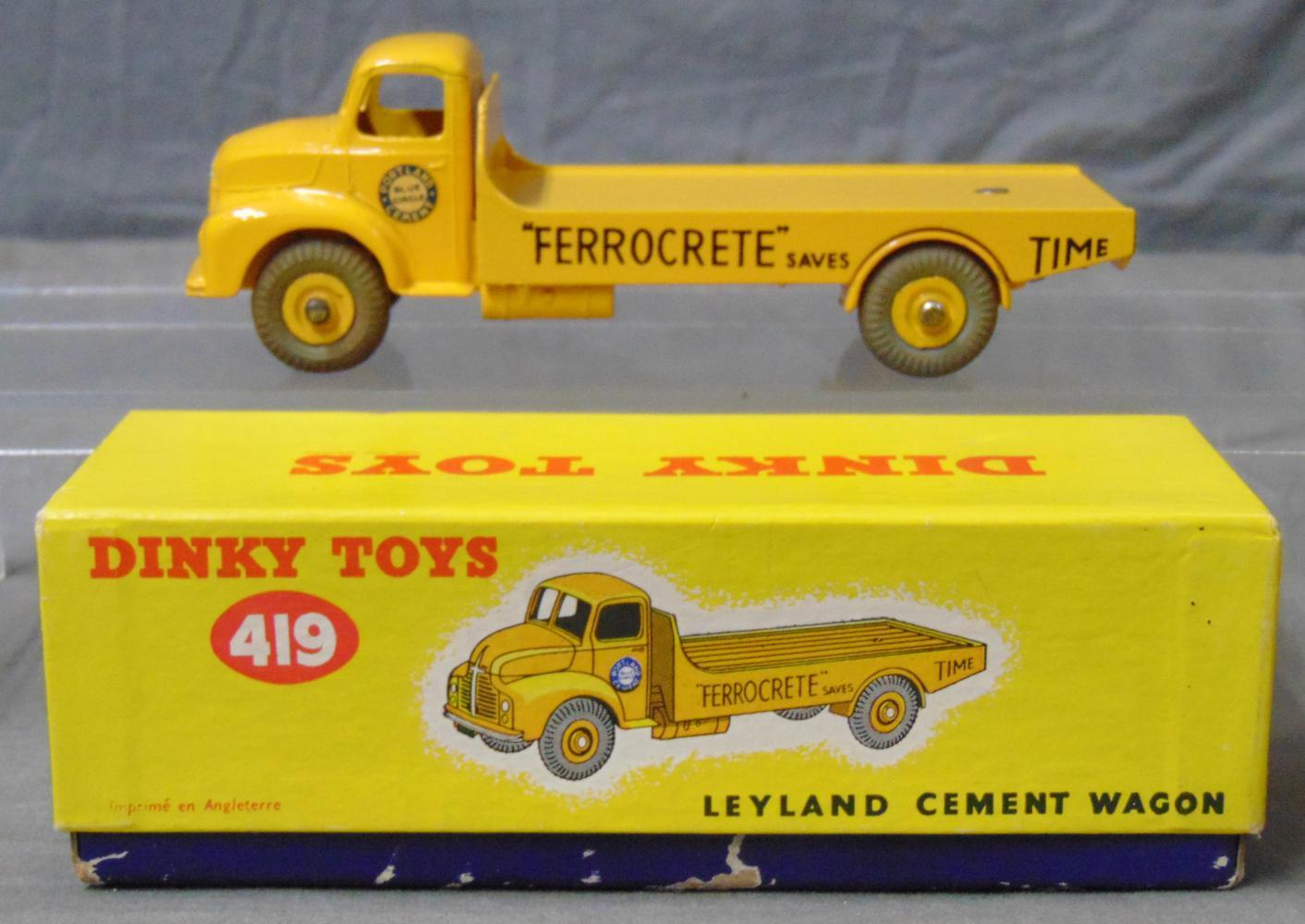 Boxed Dinky 419 Leyland Cement Wagon