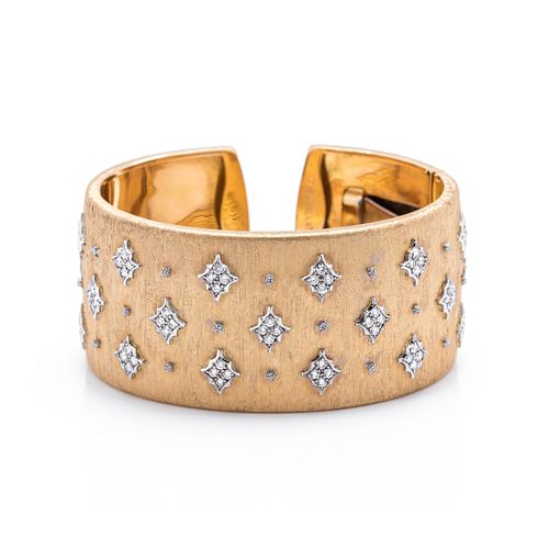 MARIO BUCCELLATI, YELLOW GOLD AND DIAMOND CUFF BRACELET