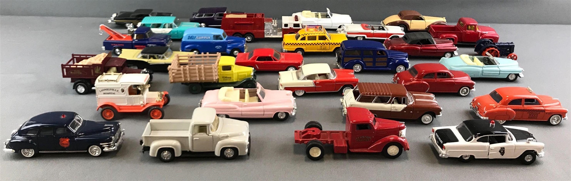 Group of 28 die cast vehicles