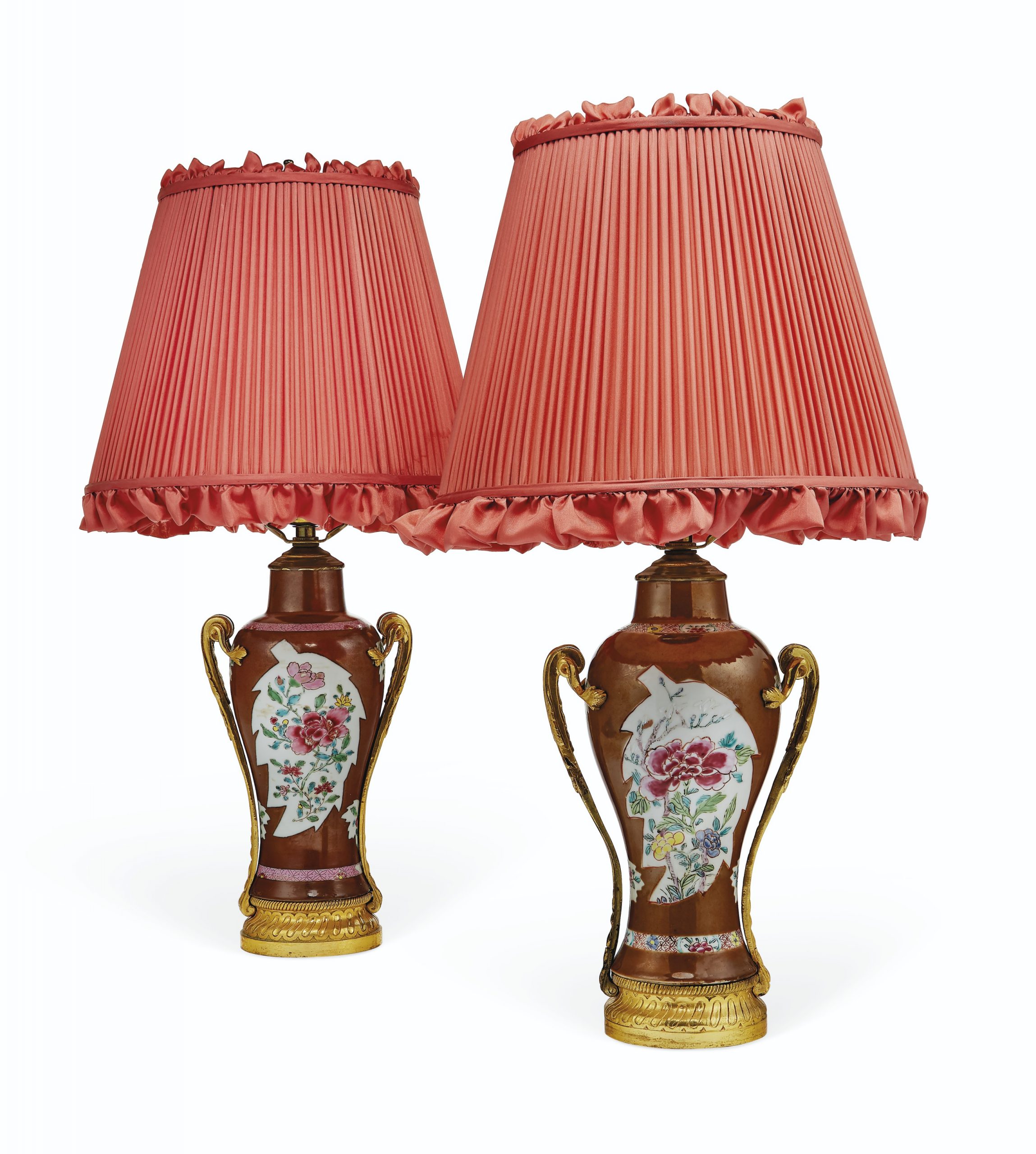 A PAIR OF ORMOLU-MOUNTED CHINESE FAMILLE ROSE PORCELAIN VASES MOUNTED AS LAMPS