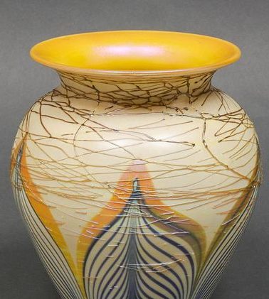Durand Feathered Art Glass Vase