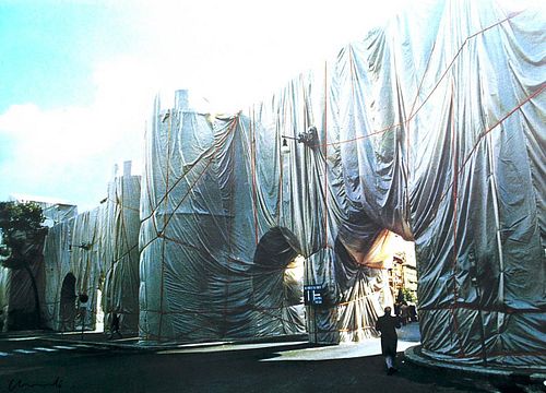 (Vladimirov Yavachev) Christo The Wall - Wrapped Roman Wall,1973-1974 Photolithograph