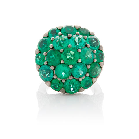 GRAFF- WHITE GOLD, EMERALD AND DIAMOND BOMBE RING