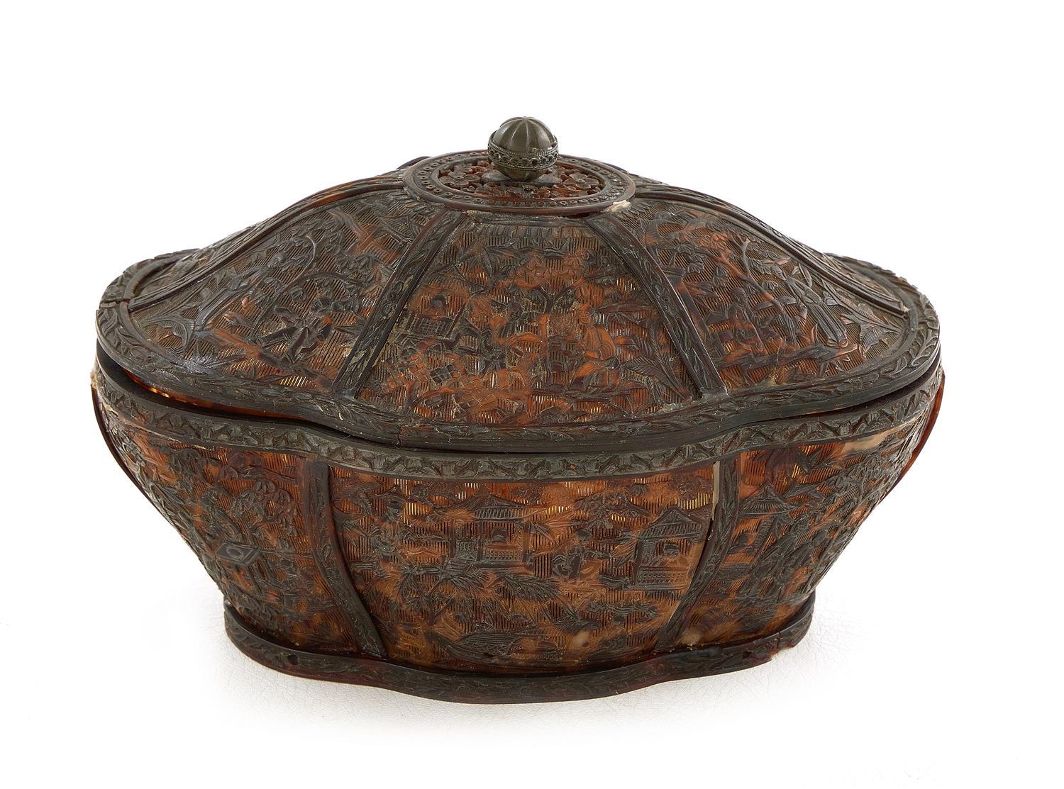 Fine Chinese reticulated tortoiseshell cricket box