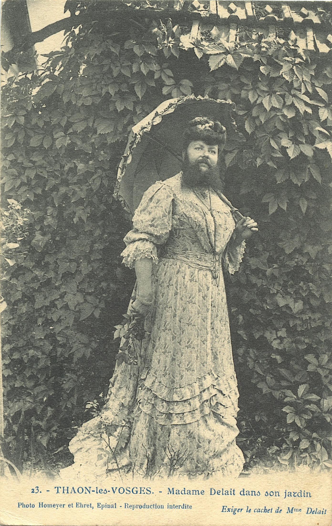 Antique / Vintage Postcard Circus Actors