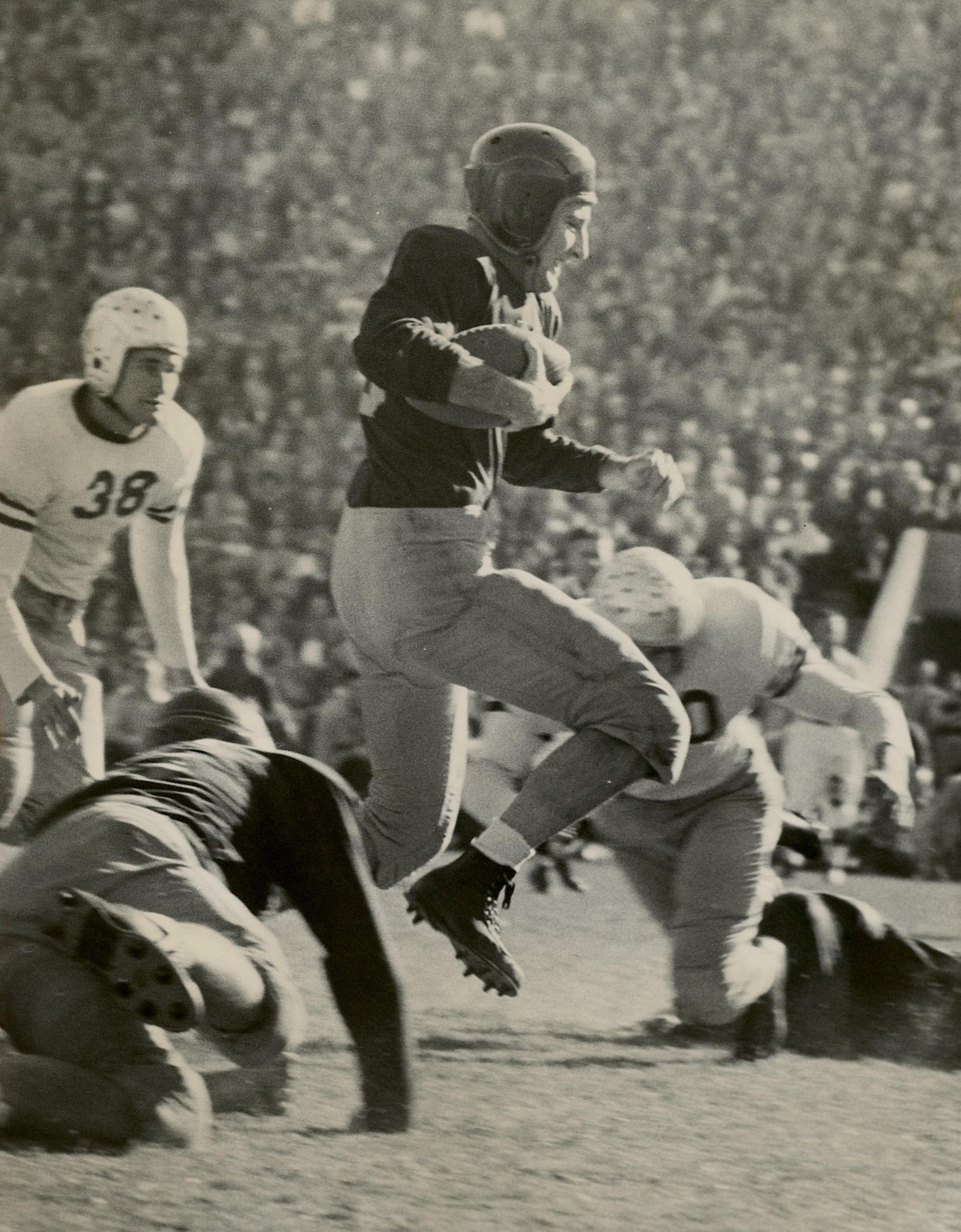 Historical Photo Football USC vs UCLA 1942