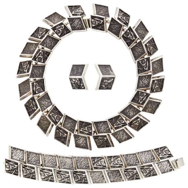 William De Lillo and Robert Clark Brutalist Silver Necklace, Bracelet and Pair of Earclips