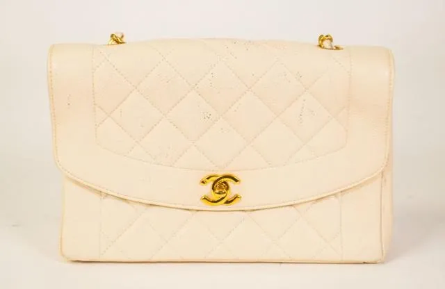 Chanel White Quilted Vintage Diana Flap Bag