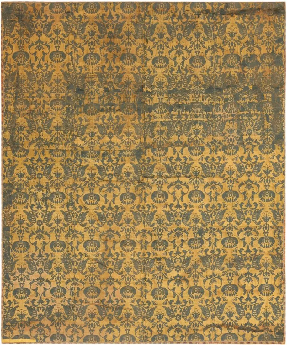 16th Century Or Earlier Spanish Silk Brocade 7 ft 3 in x 6 ft (2.20 m x 1.82 m)