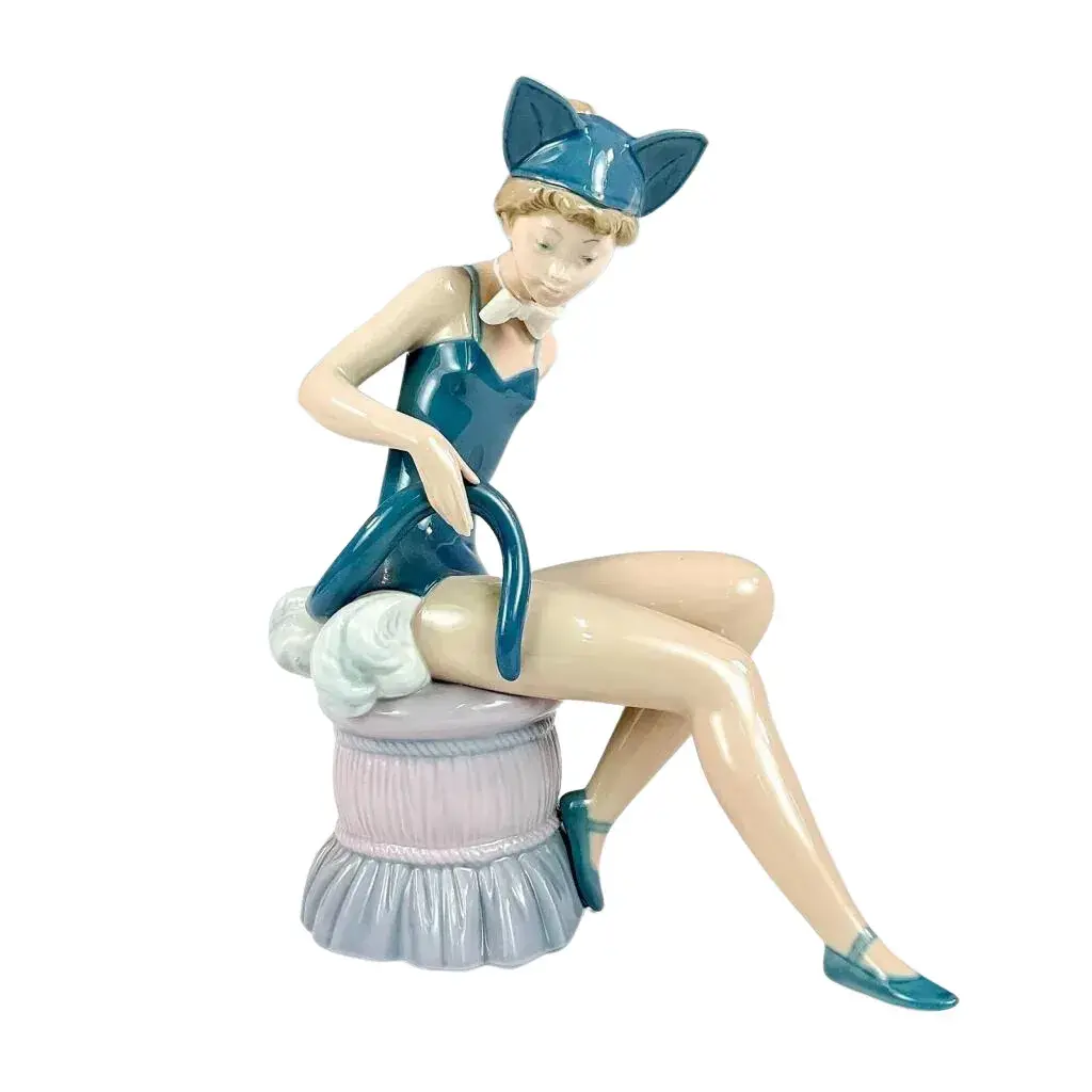 Kitty 1005164 - Lladro Porcelain Figurine