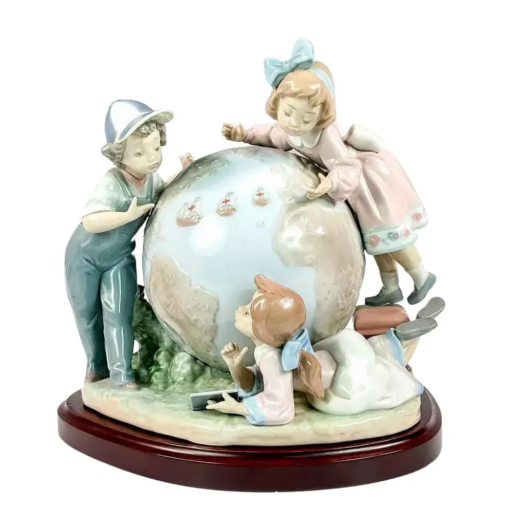 Voyage Of Columbus 1005847 Ltd. - Lladro Porcelain Figurine