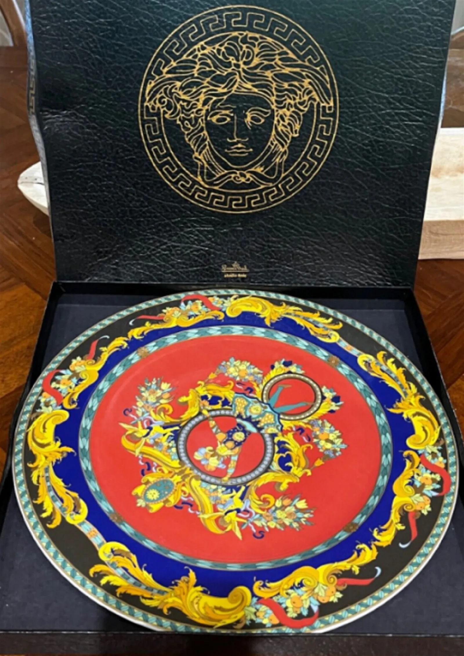Versace Le Roi Soleil PORCELAIN Charger Service Plates SET OF 2 WITH BOX MADE IN GERMANY