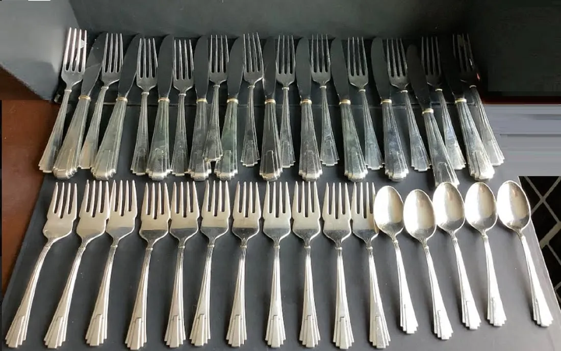 Cartier Sterling Silver " Le Maison De Louis" Flatware Set