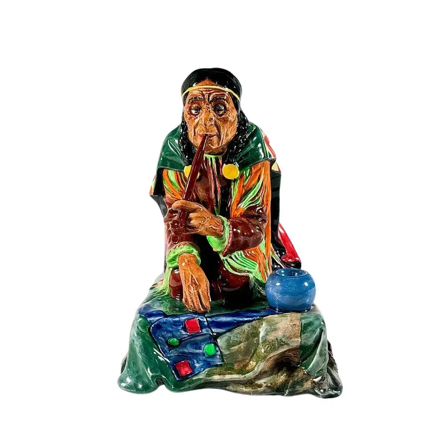 Calumet HN1689 - Royal Doulton Figurine