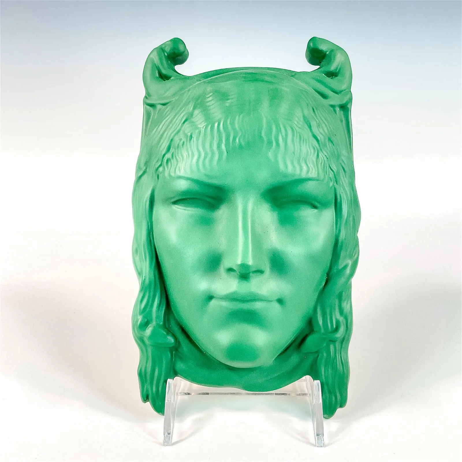 Royal Doulton Richard Garbe Wall Mask, Fate